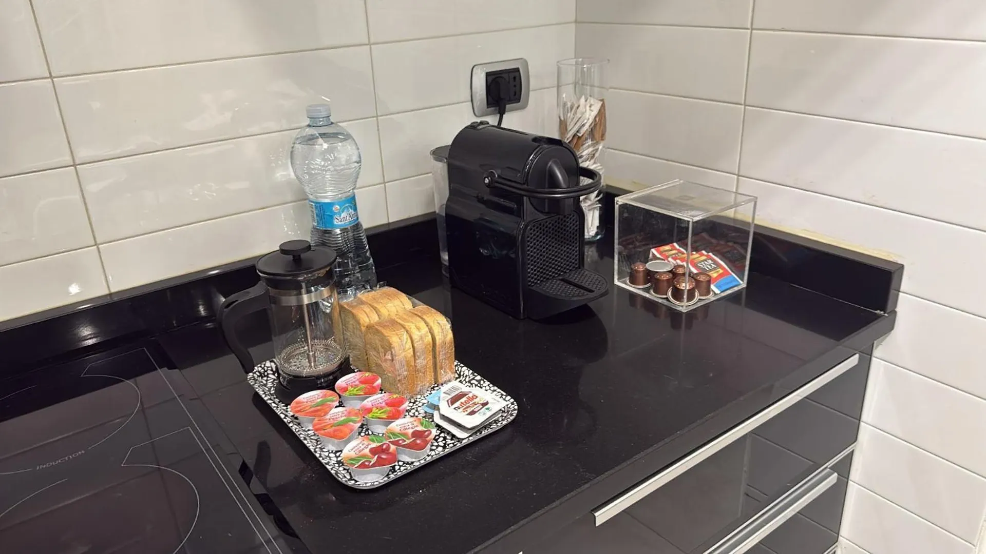 Appartamento Con Parcheggio Privato Con 3 Letti Vicino Al Centro Milán Apartamento
